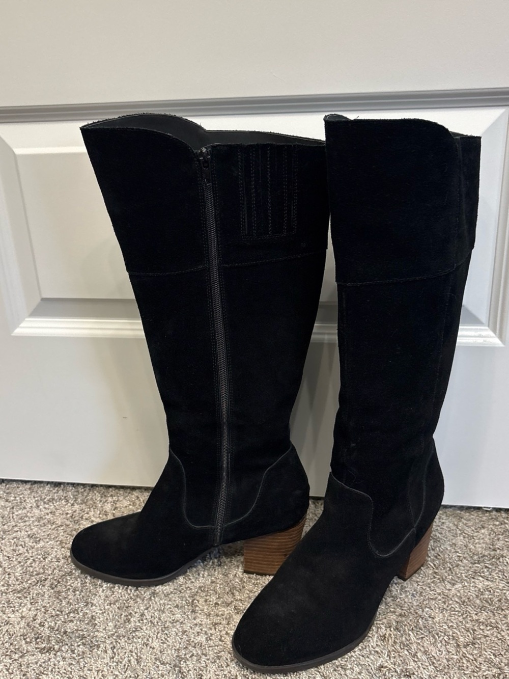 Crown Vintage Black Suede Knee-High Block Heel Boots
